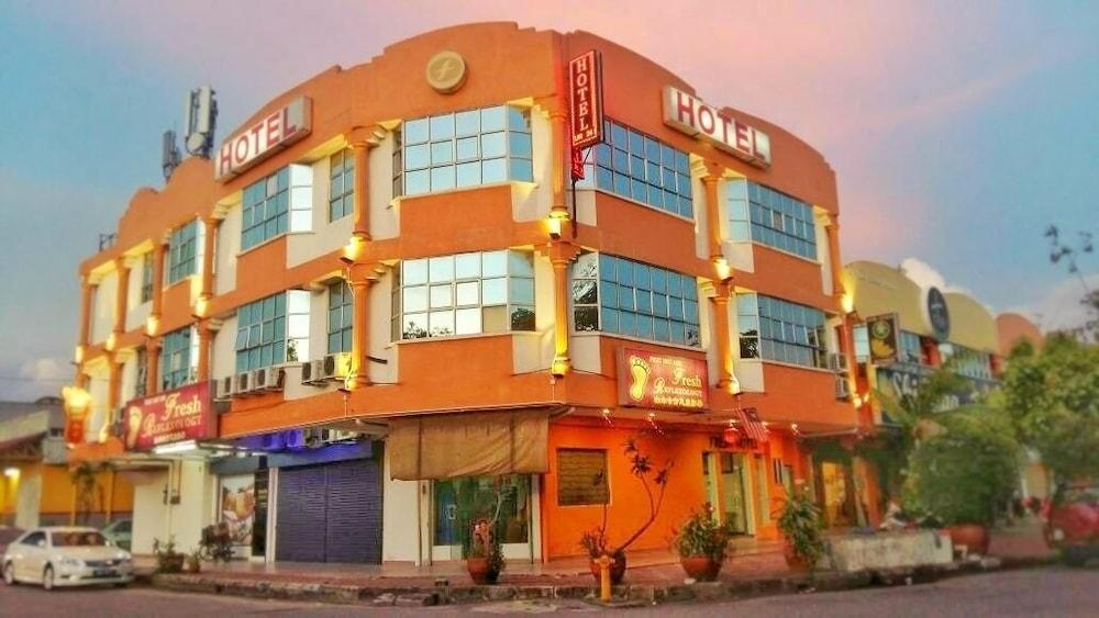 Fresh Hotel Іпох Екстер'єр фото