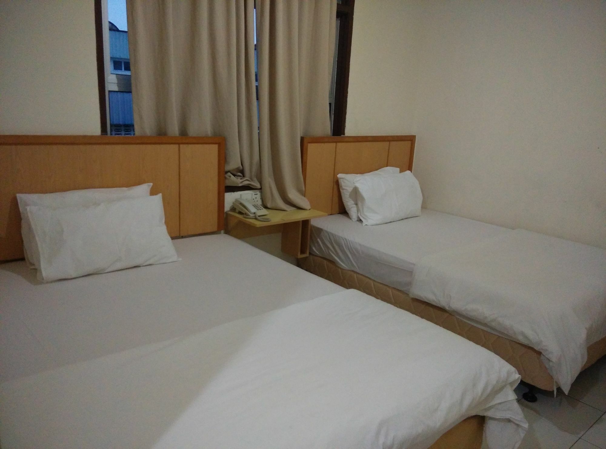 Fresh Hotel Іпох Екстер'єр фото